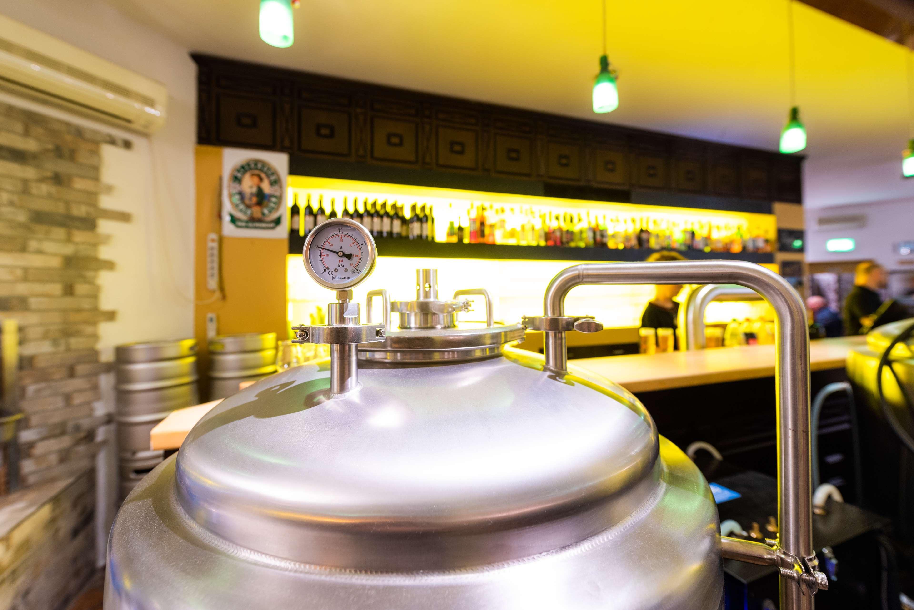 Askania Hotel & Brauhaus ベルンブルク エクステリア 写真